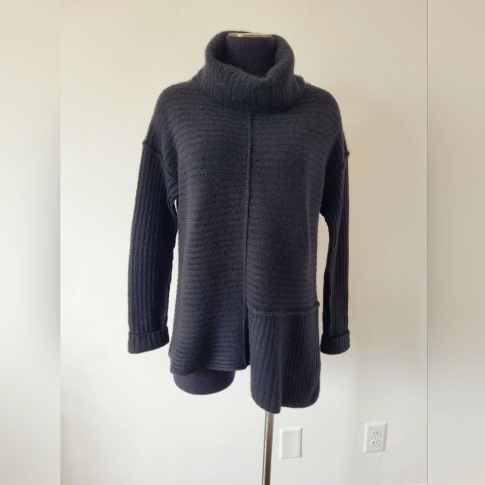 Elaine Kim 100% Cashmere Turtleneck Sweater Black Lagenlook Hanky Hem Medium